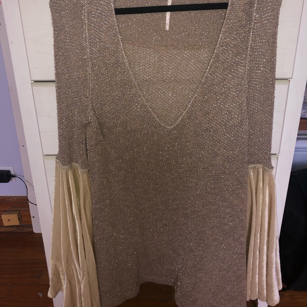 Free people flowy shirt